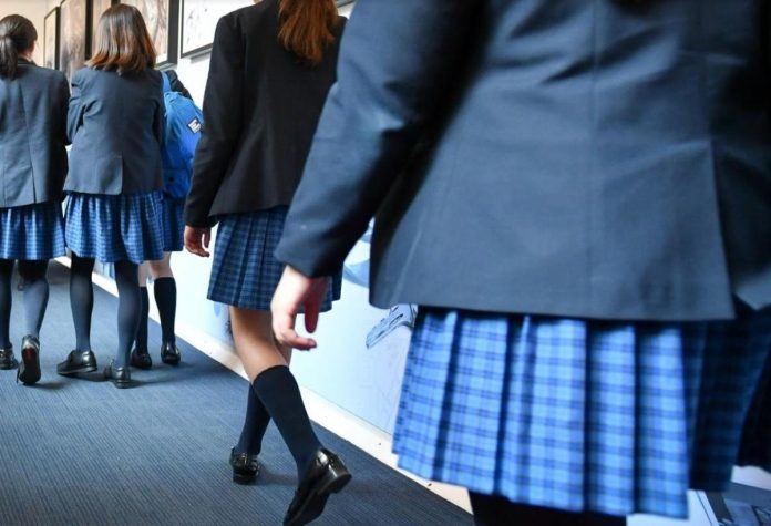 This is when the school summer holidays begin and end for pupils in Lancashire - and other school holiday dates for 2022/23
